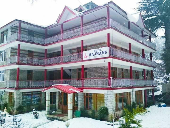 Hotel Rajhans Manali Екстериор снимка