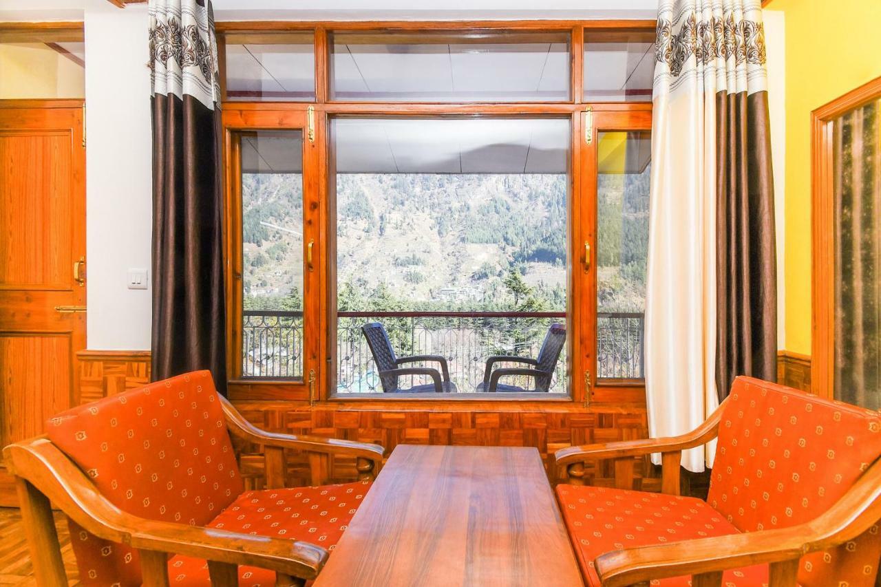 Hotel Rajhans Manali Екстериор снимка