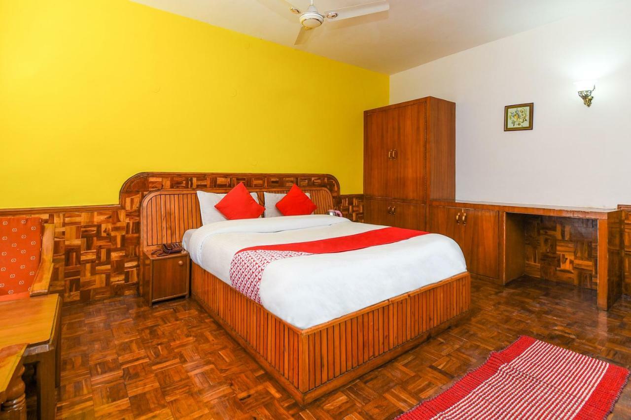 Hotel Rajhans Manali Екстериор снимка