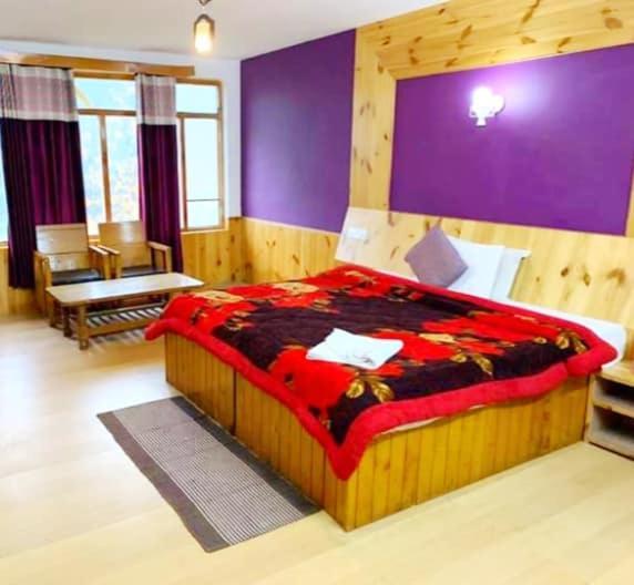 Hotel Rajhans Manali Екстериор снимка