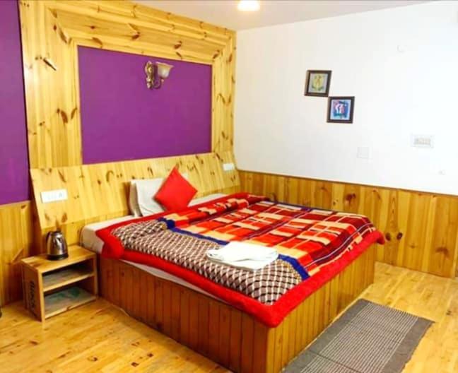 Hotel Rajhans Manali Екстериор снимка